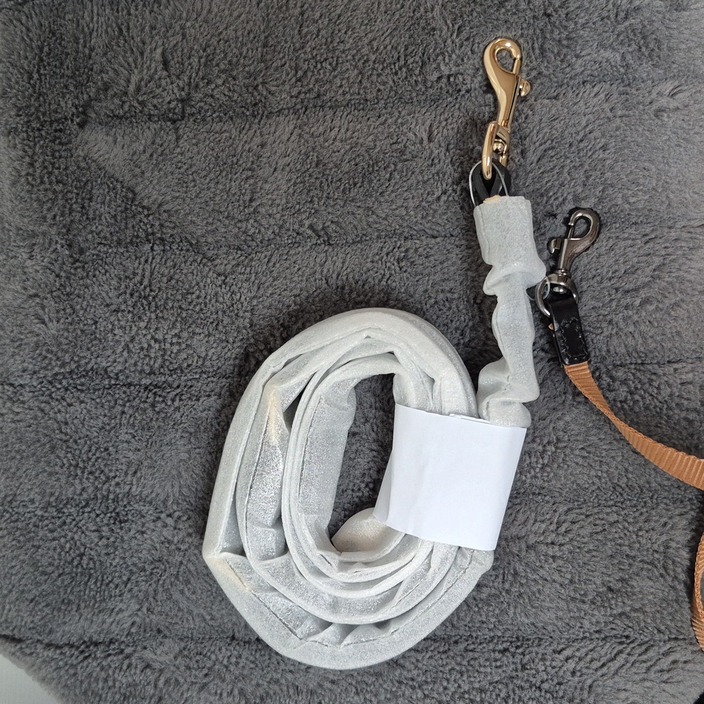 Dooney & Bourke Buffalo Plaid Tucker Drawstring Crossbody Bag, New W Tags - Picture 5 of 17